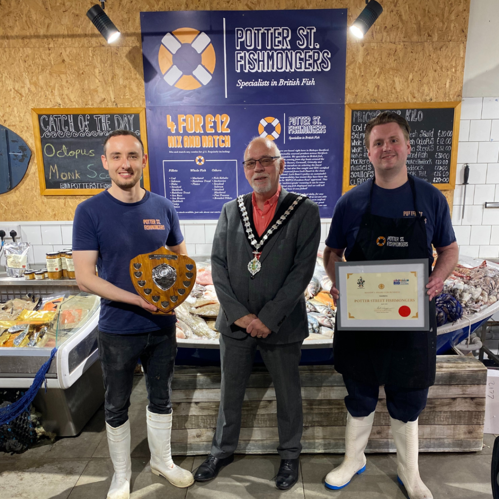 Potter Street Fishmongers wins the final Mayor’s Award for Business for April 2022